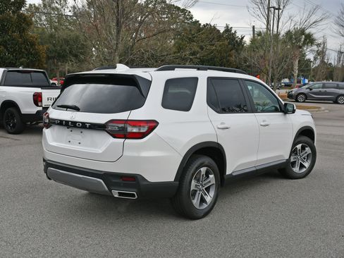 New 2026 Honda Pilot EX-L image 2