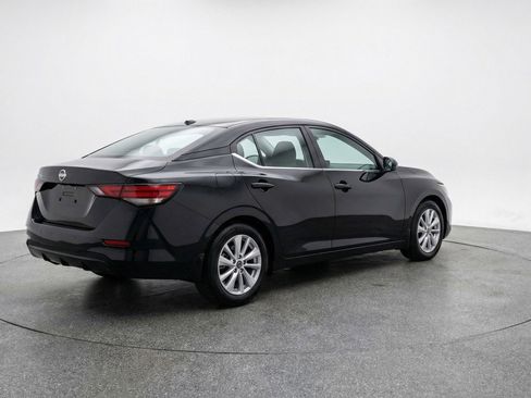 Used 2025 Nissan Sentra S FWD image 9