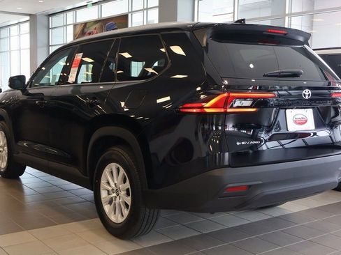 Used 2026 Toyota Grand Highlander AWD Hybrid image 6