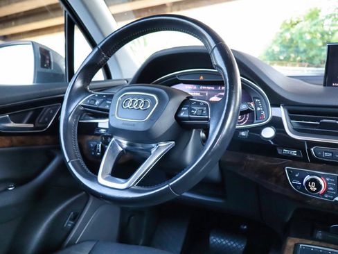 Used 2017 Audi Q7 3.0T Premium Plus AWD/4WD image 22