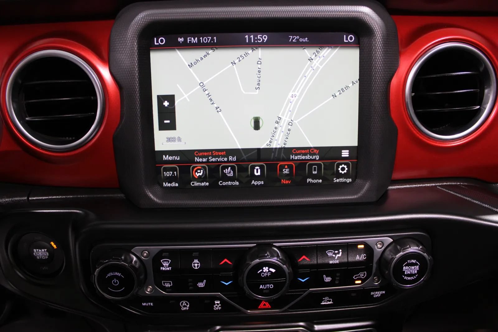 Used 2022 Jeep Wrangler Unlimited Rubicon w/ LED Lighting Group AWD/4WD image 38