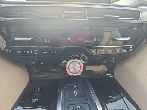 Certified 2024 Acura MDX SH-AWD w/ Technology Package image 21