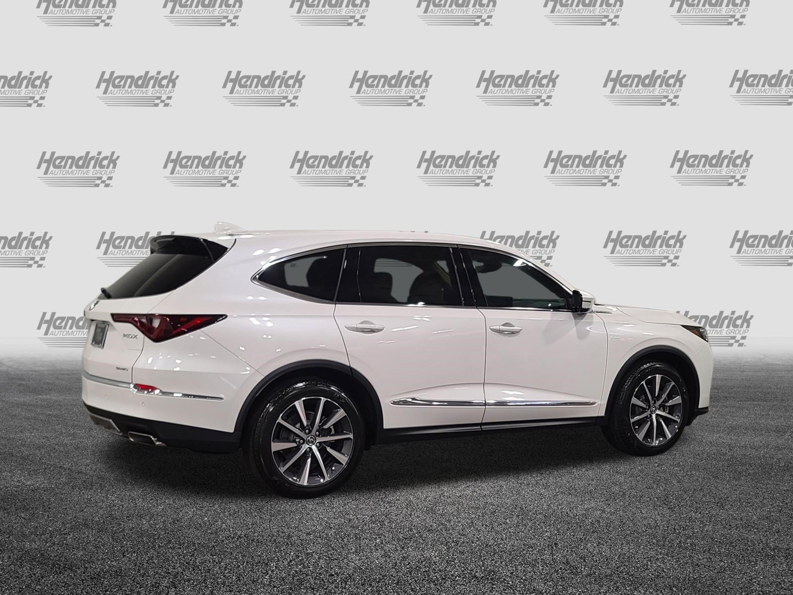 Used 2026 Acura MDX w/ Technology Package AWD/4WD image 9