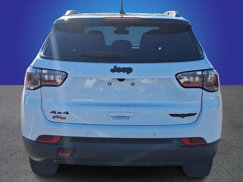 Used 2024 Jeep Compass Trailhawk w/ Trailhawk Convenience Group AWD/4WD image 5