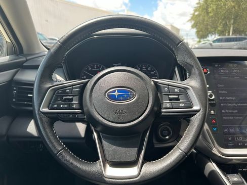 Used 2025 Subaru Outback Premium AWD/4WD image 19