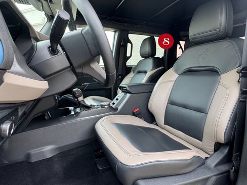 Used 2024 Ford Bronco Wildtrak AWD/4WD image 19