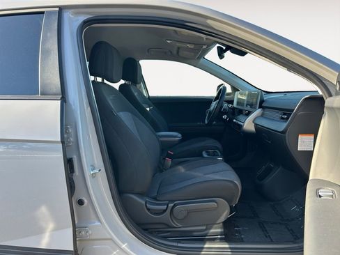 Used 2024 Hyundai Ioniq 5 SEL image 10