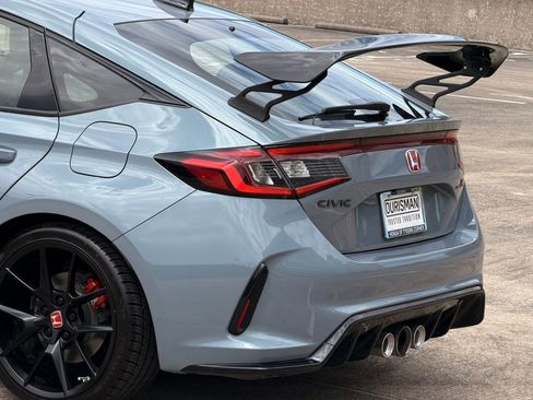 Used 2023 Honda Civic Type R image 6