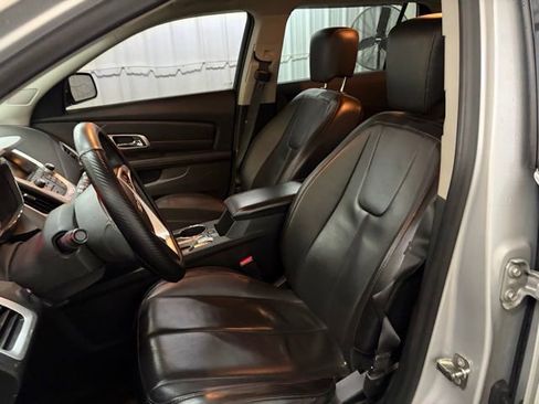 Used 2015 GMC Terrain SLT w/ Chrome Appearance Package image 24