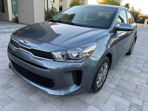 Used 2019 Kia Rio S image 2