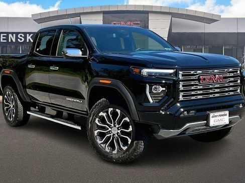 New 2026 GMC Canyon Denali image 2