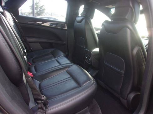 Used 2018 Lincoln MKZ Reserve FWD image 16