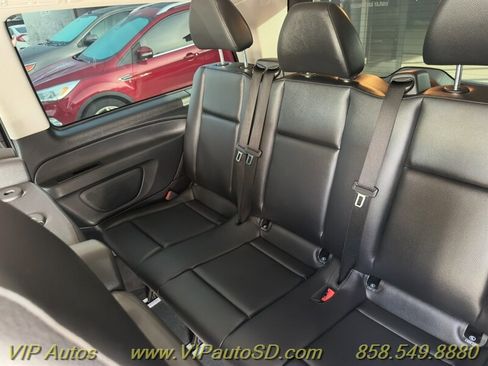 Used 2023 Mercedes-Benz Metris Passenger image 10