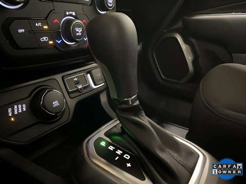 Used 2022 Jeep Renegade Latitude image 51