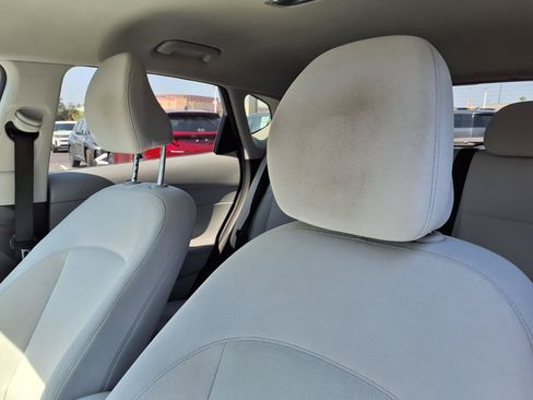 Certified 2025 Hyundai Kona SEL FWD image 17