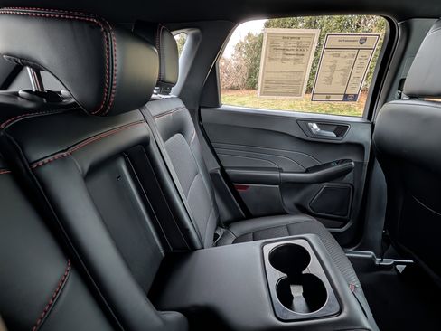 Used 2023 Ford Escape ST-Line Select image 31