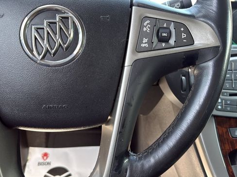 Used 2012 Buick LaCrosse Touring FWD image 16