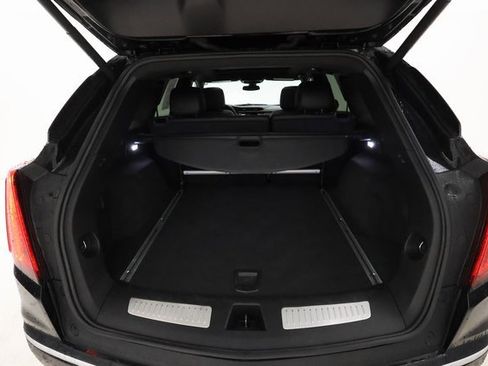 Used 2025 Cadillac XT5 Premium Luxury image 21
