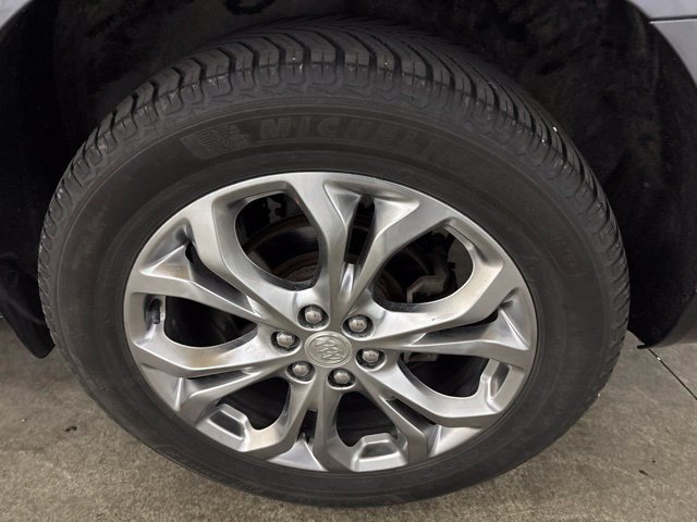 Used 2019 Buick Enclave Avenir w/ Avenir Technology Package AWD/4WD image 8