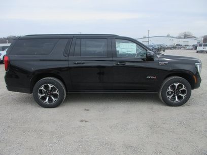New 2026 GMC Yukon XL AT4 w/ AT4 Premium Package