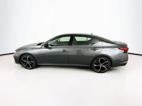 Used 2025 Nissan Altima 2.5 SR FWD image 4