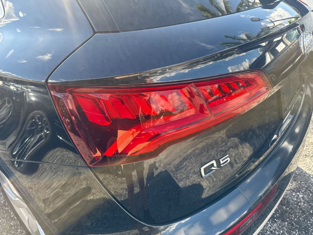 Used 2019 Audi Q5 2.0T Premium w/ Convenience Package AWD/4WD image 14