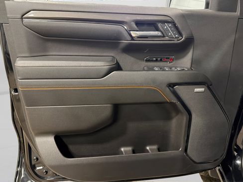 Used 2023 GMC Sierra 1500 AT4 w/ AT4 Preferred Package image 15