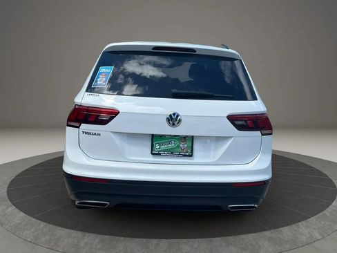 Used 2021 Volkswagen Tiguan S FWD image 6