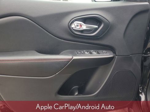 Used 2020 Jeep Cherokee Trailhawk w/ Cold Weather Group image 11