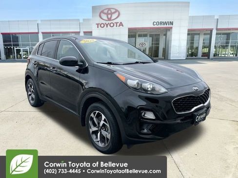 Used 2020 Kia Sportage LX image 1
