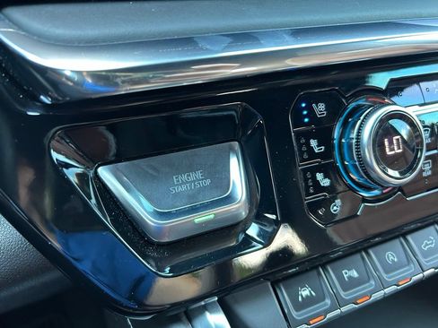 Used 2024 GMC Sierra 1500 Denali Ultimate AWD/4WD image 42