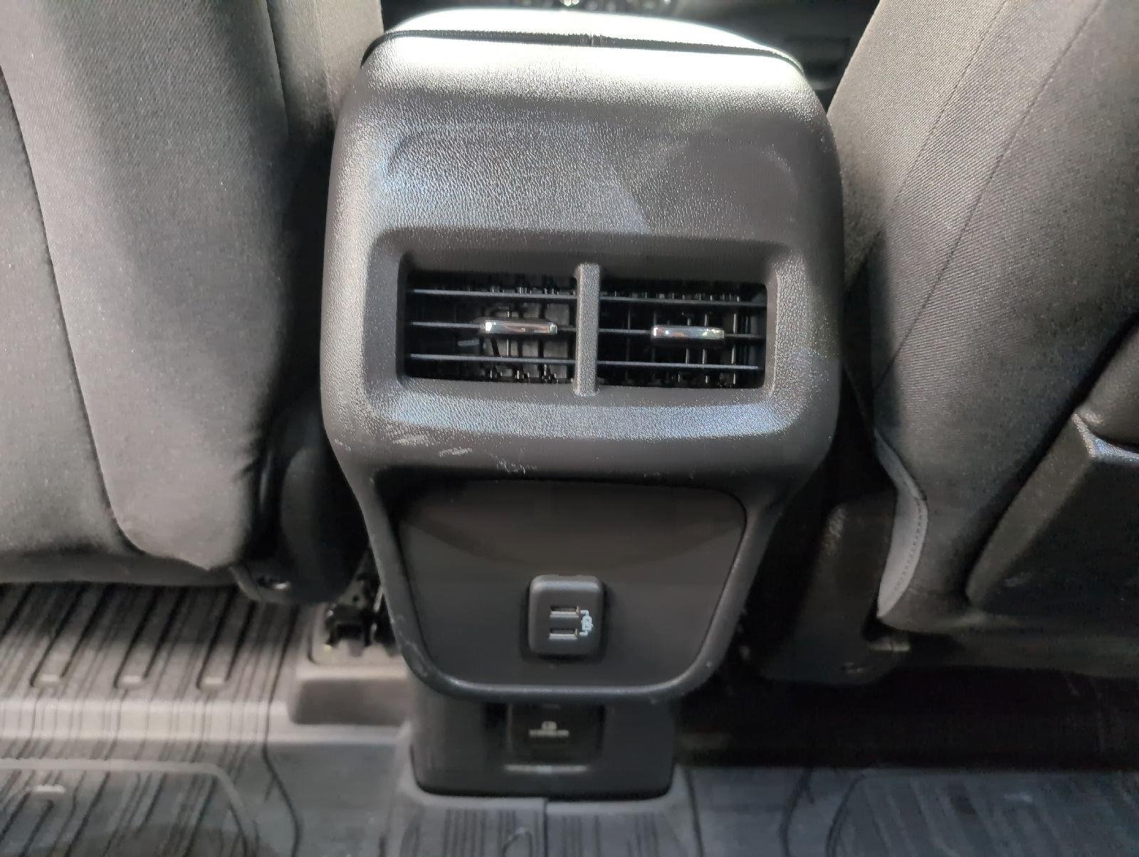 Used 2022 GMC Terrain SLE w/ Driver Convenience Package AWD/4WD image 22