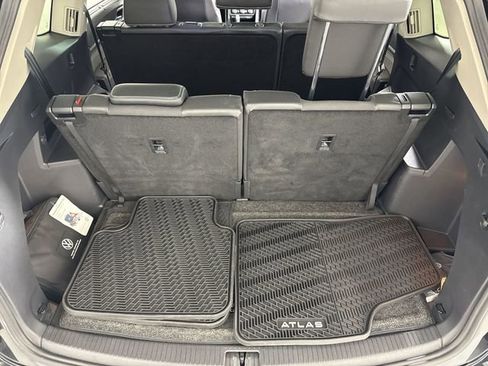 Used 2023 Volkswagen Atlas SEL image 19