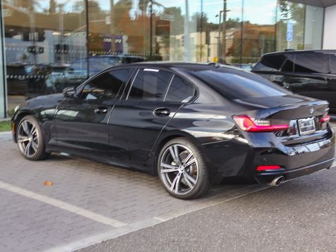 Used 2023 BMW 330i Sedan w/ Premium Package image 4