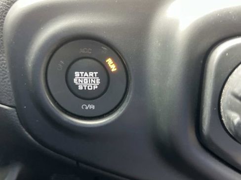 Used 2021 Jeep Gladiator Overland w/ Popular Equipment Package image 40