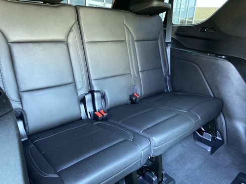 Used 2022 Chevrolet Tahoe Z71 w/ Z71 Off-Road Package image 28