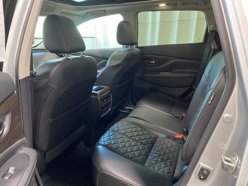 Used 2020 Nissan Murano Platinum w/ Cargo Package AWD/4WD image 16