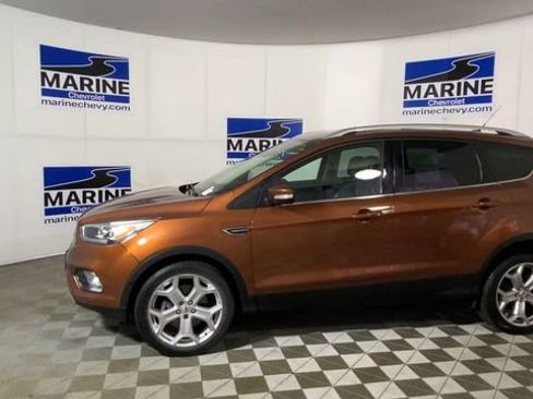 Used 2017 Ford Escape Titanium w/ Equipment Group 301A AWD/4WD image 7