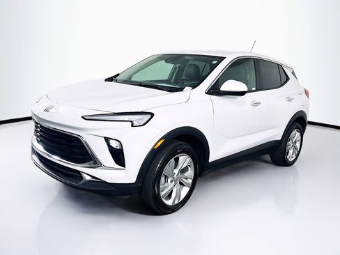 Used 2025 Buick Encore GX Preferred image 3