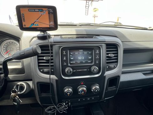 Used 2015 RAM 2500 Tradesman w/ Chrome Appearance Group AWD/4WD image 29