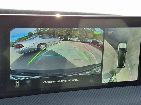 New 2026 Nissan Kicks SR w/ Cold Weather Package image 15