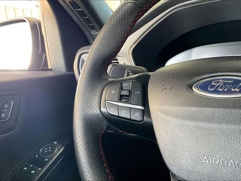 Used 2025 Ford Escape ST-Line FWD image 8