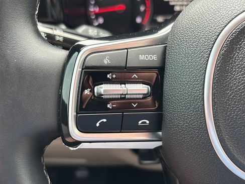 Used 2022 Kia Sorento S FWD image 18