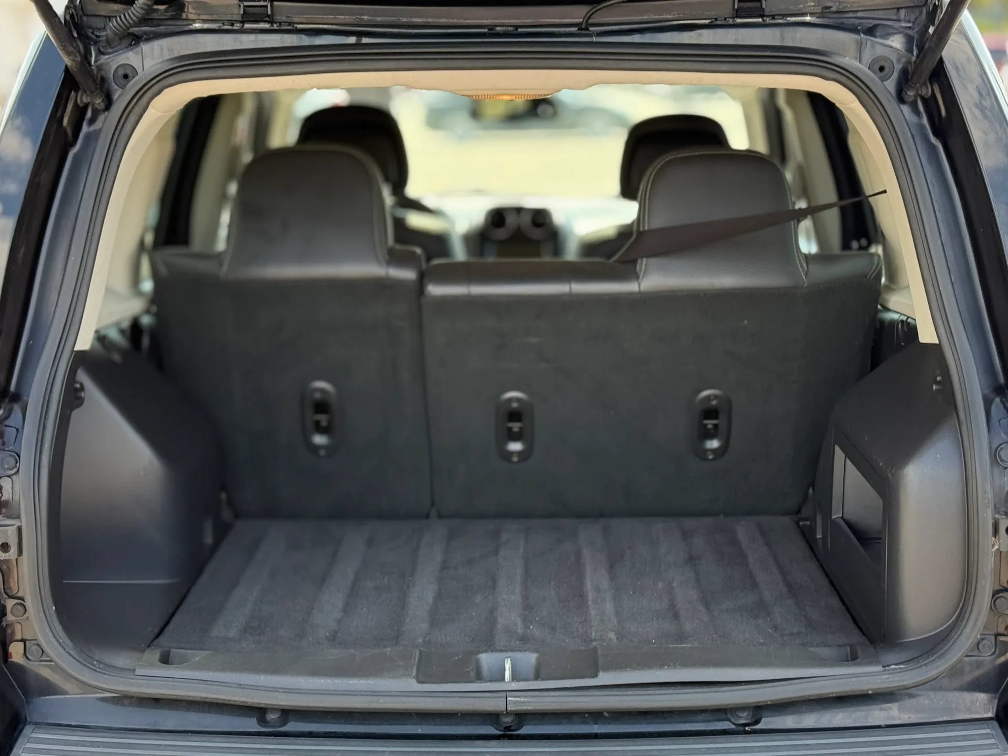 Used 2017 Jeep Patriot High Altitude AWD/4WD image 28