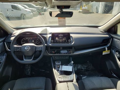 New 2026 Nissan Rogue SV w/ Cold Weather Package FWD image 24