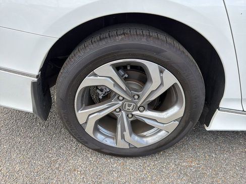 Used 2018 Honda Accord EX-L image 13