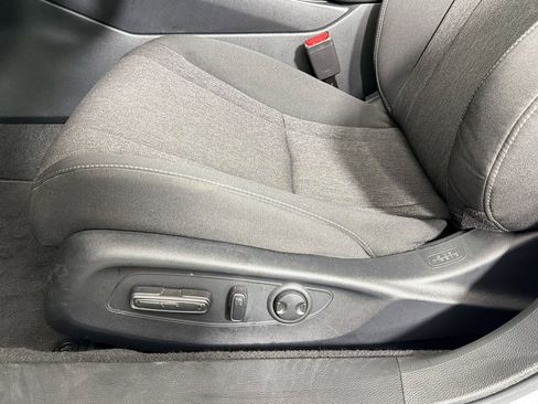 Used 2025 Honda Accord SE image 11
