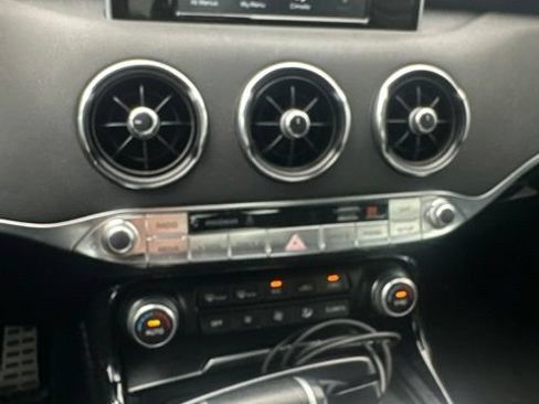 Used 2021 Kia Stinger GT AWD/4WD image 5