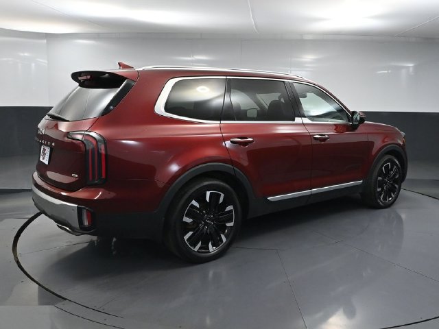 Used 2023 Kia Telluride SX Prestige AWD/4WD image 3