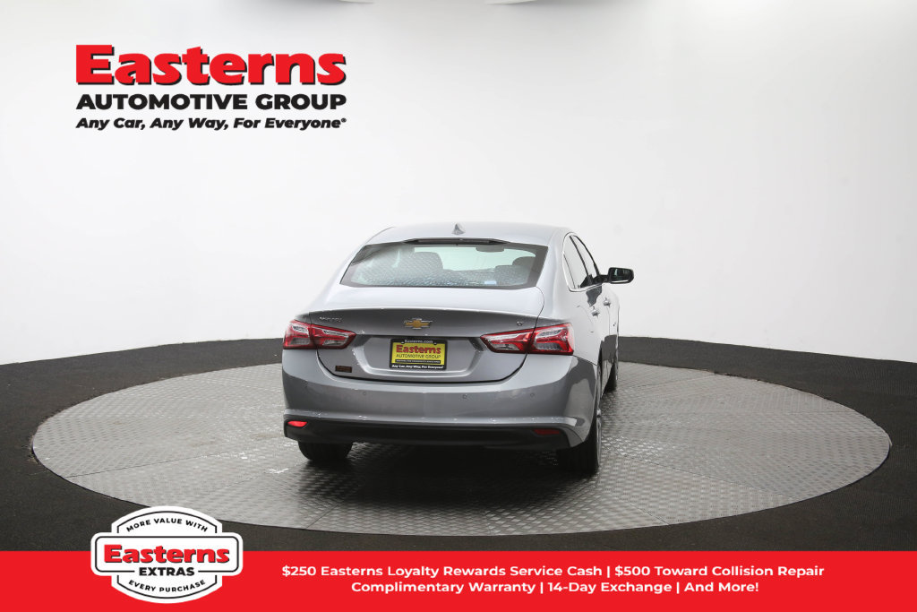 Used 2024 Chevrolet Malibu LT FWD image 40